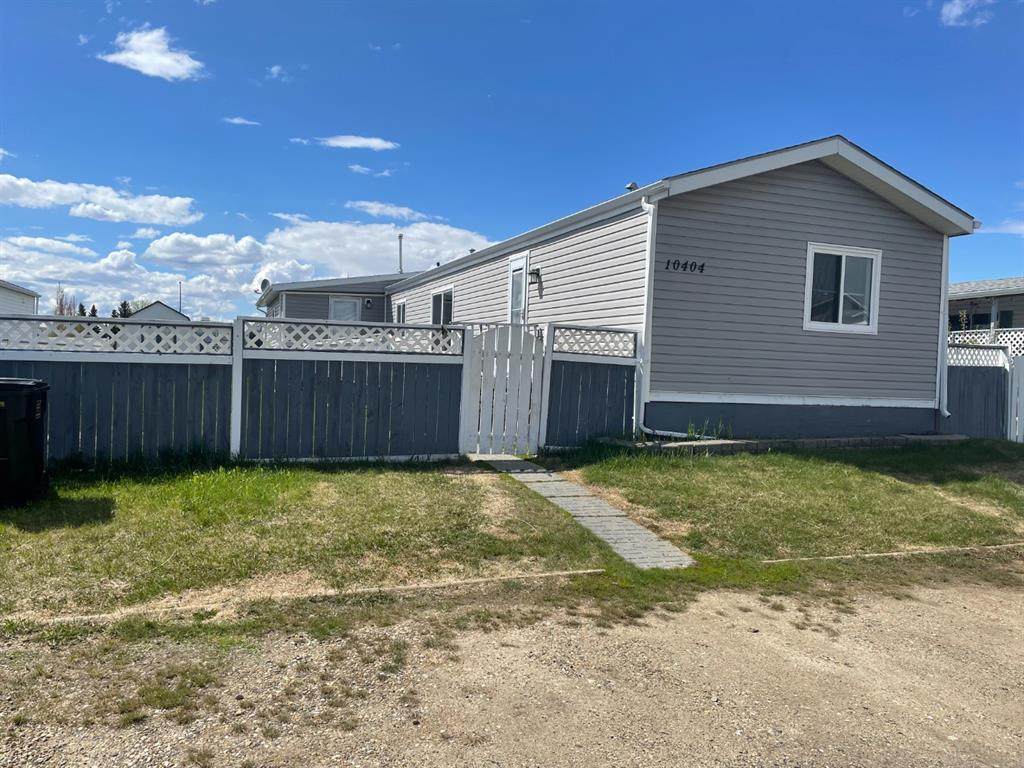 10404 98 Street - Photo 1