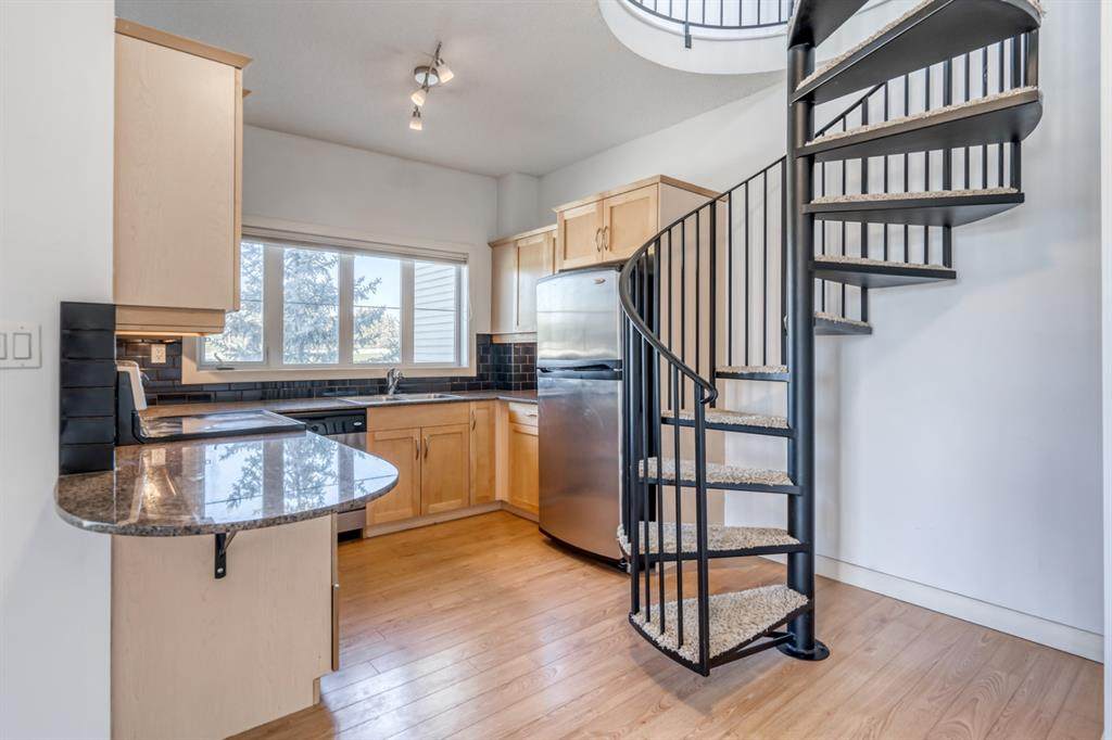 5605 Henwood Street - Photo 1