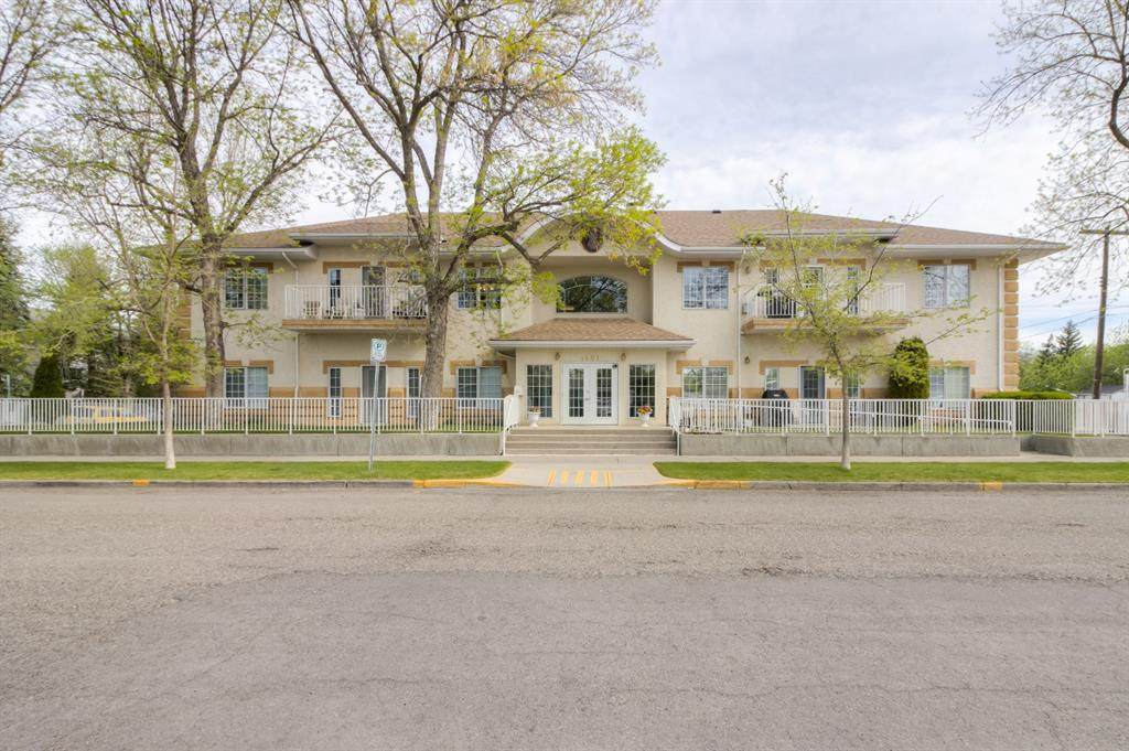 1601 9A Avenue - Photo 1