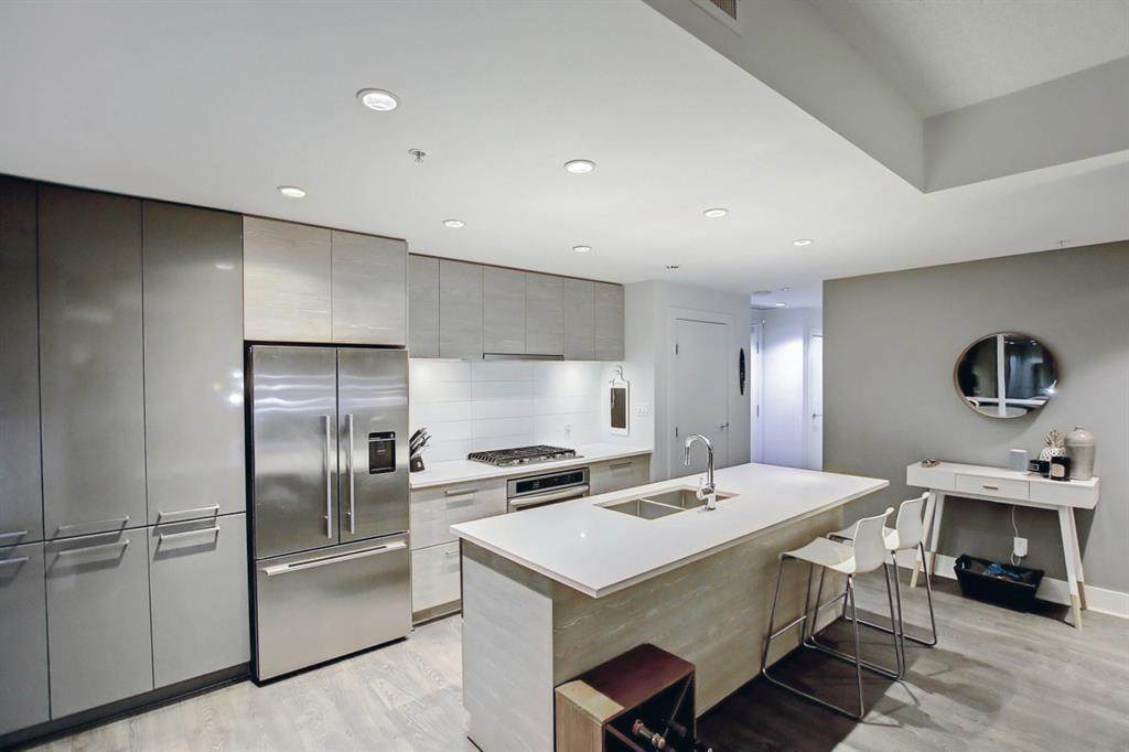 38 9 Street - Photo 1