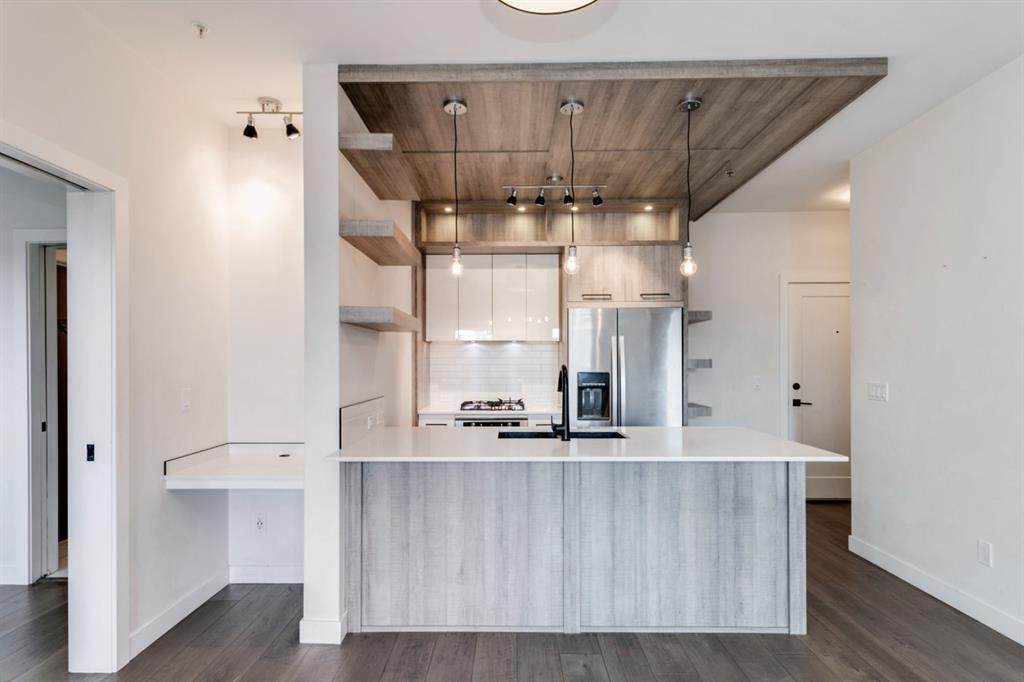 2702 17 Avenue - Photo 1