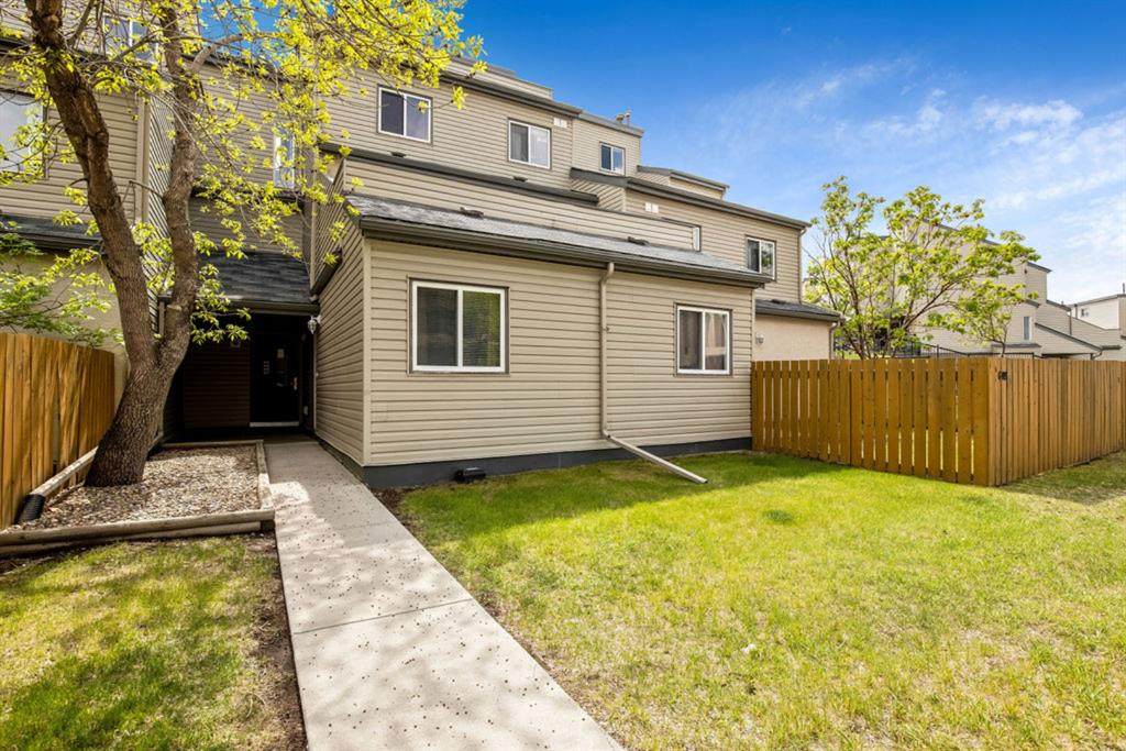 1540 29 Street - Photo 1