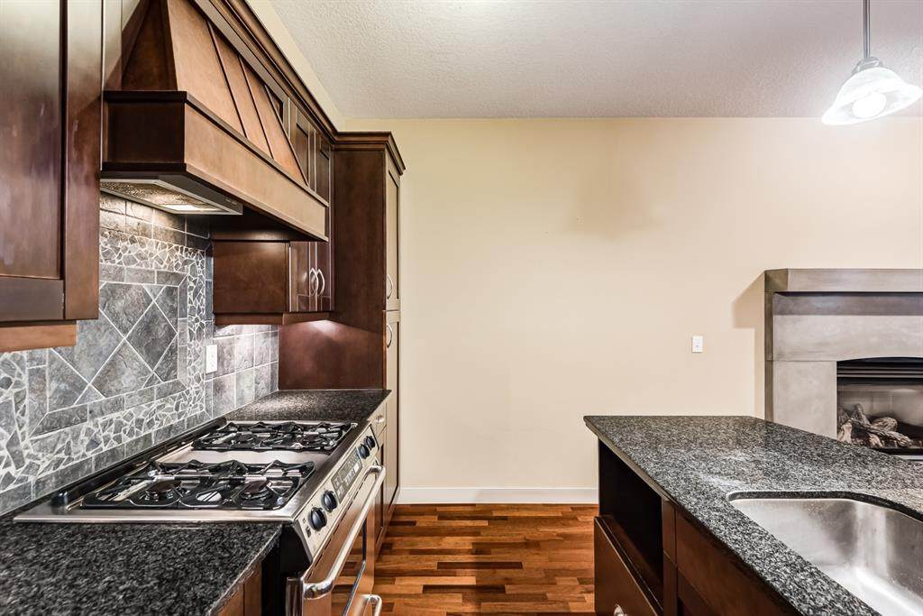 1828 14 Street - Photo 1