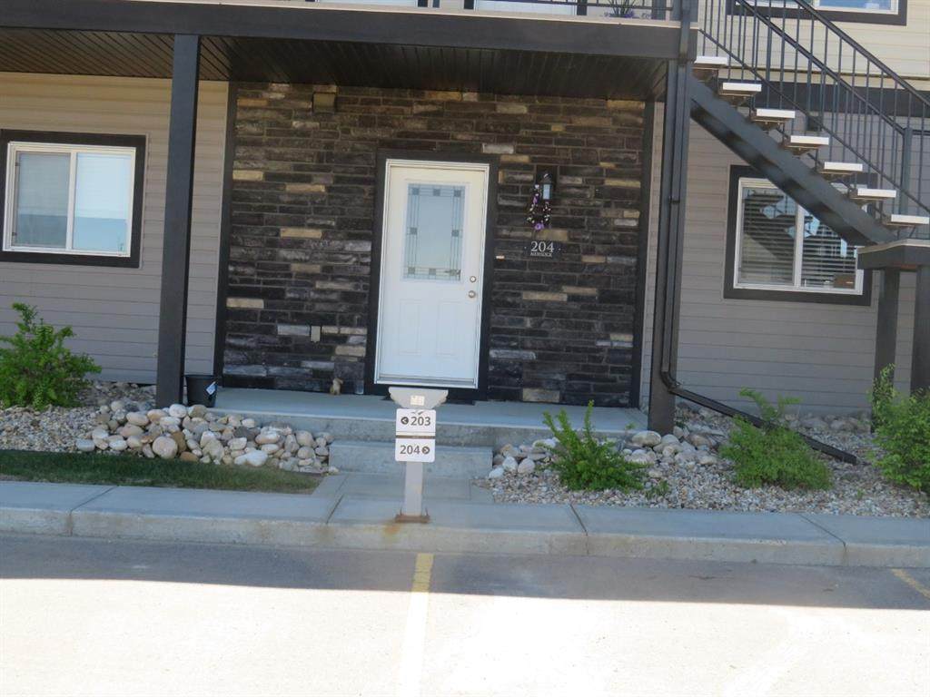81 Willow Road - Photo 1