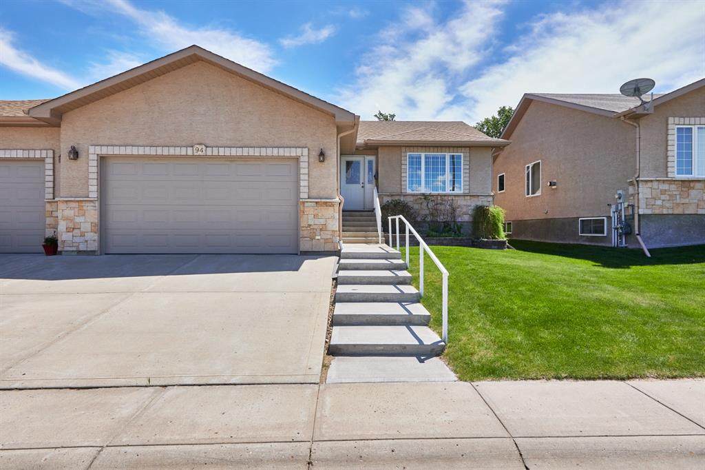 94 Sandstone - Photo 1