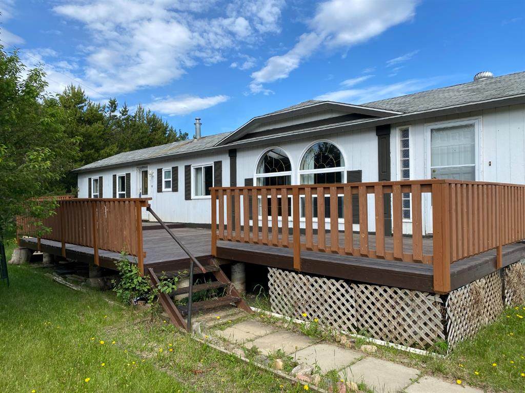 5558 51 Street - Photo 1