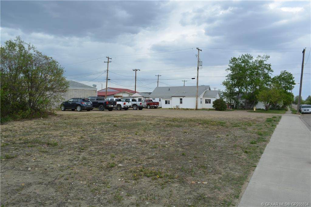 5402 50 Street - Photo 1