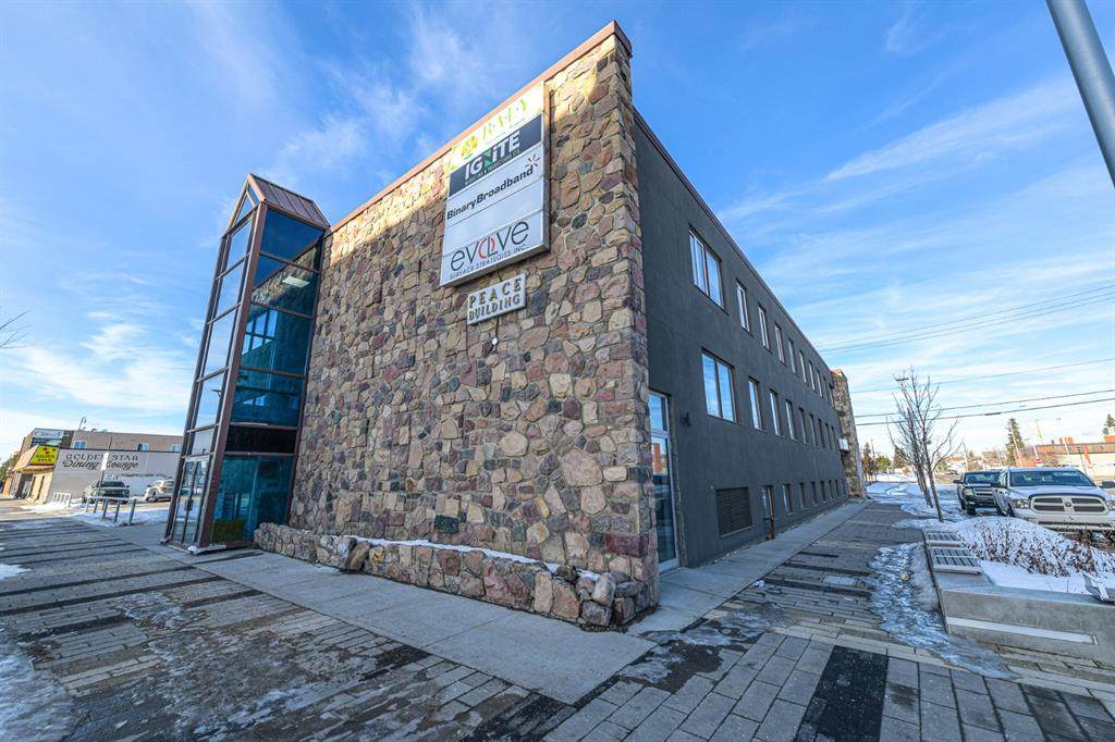 10104 101 Avenue - Photo 1