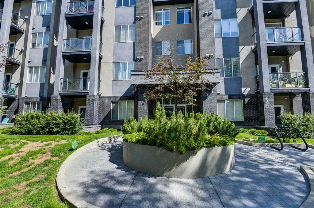 910 18 Avenue - Photo 1