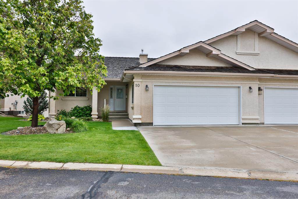 240 Heritage Boulevard - Photo 1