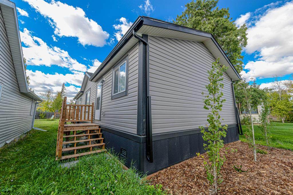 4616 50 Street - Photo 1