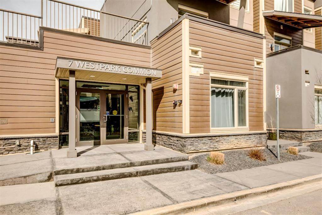 7 Westpark Common - Photo 1