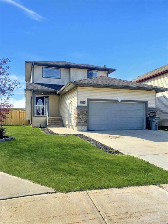 8809 69 Avenue - Photo 1