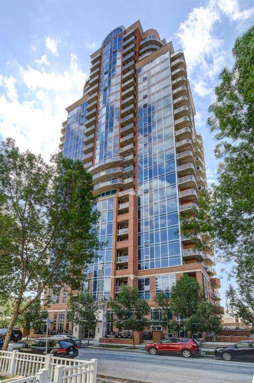 817 15 Avenue - Photo 1