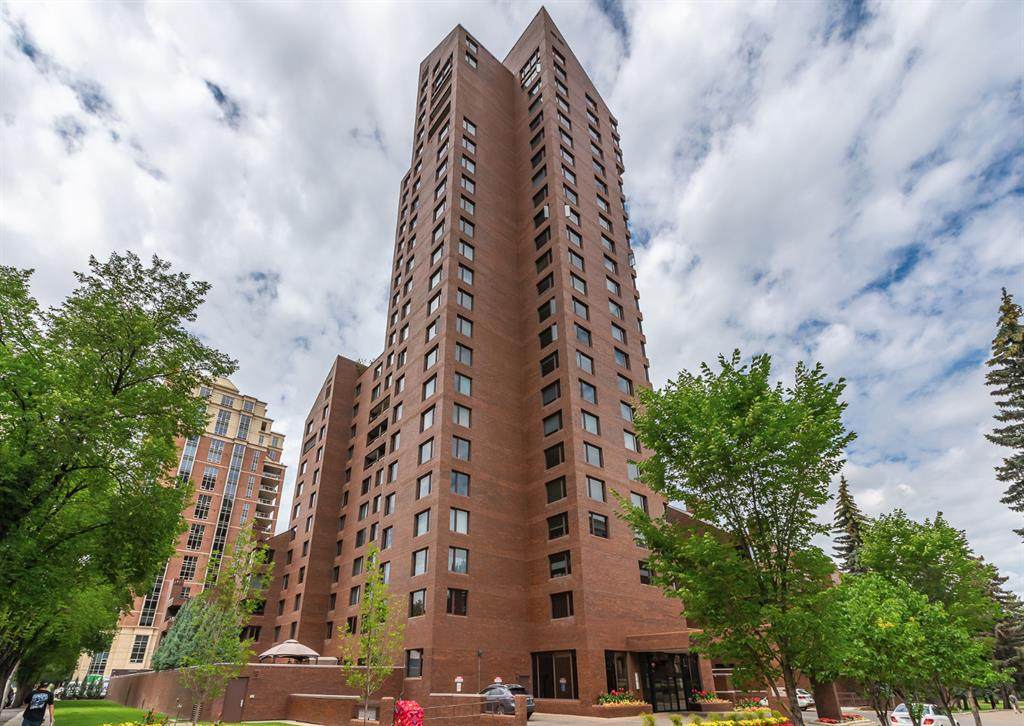 500 Eau Claire Avenue - Photo 1