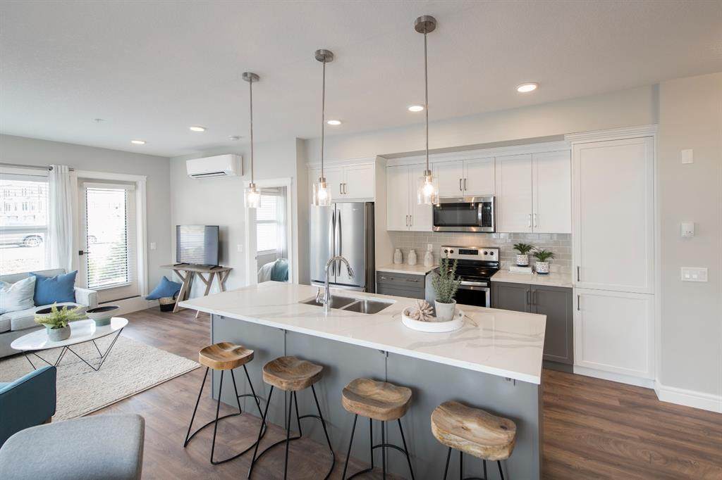 370 Dieppe Drive - Photo 1