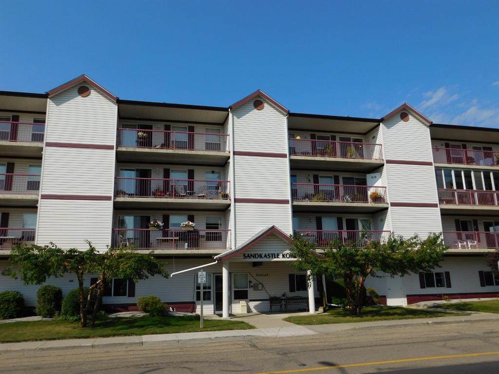 5020 49 Street - Photo 1