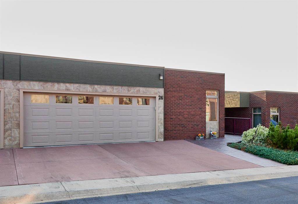 26 Palisades Mews - Photo 1