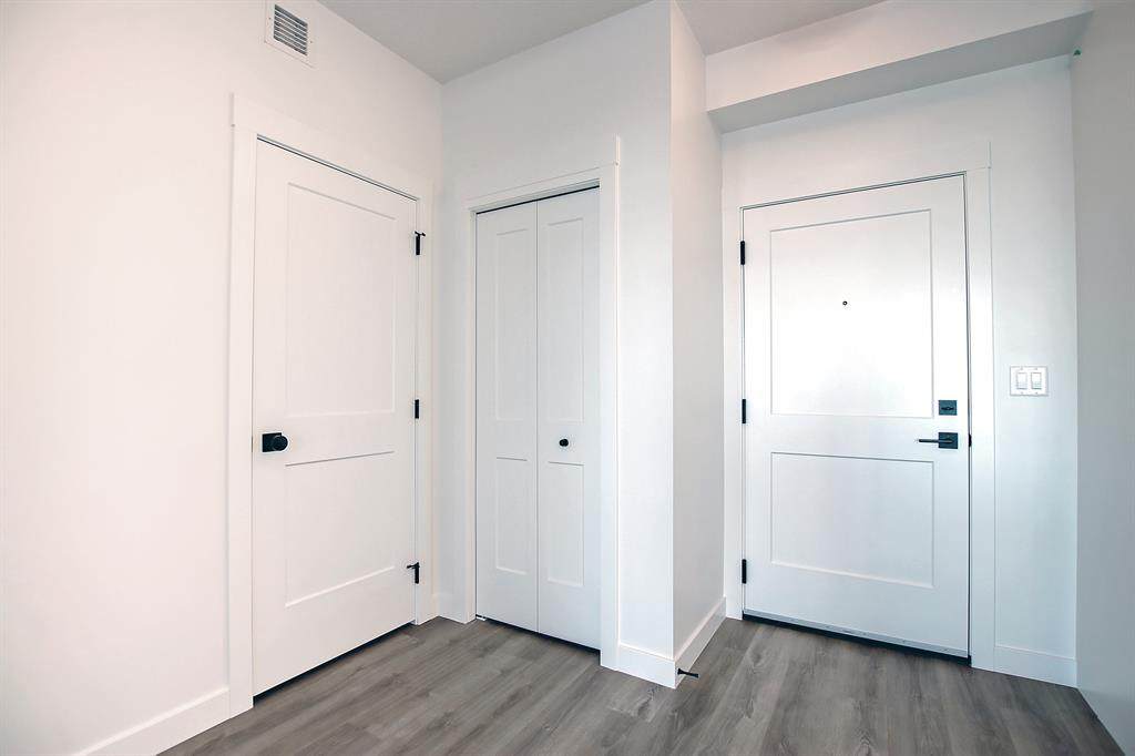 55 Lucas Way - Photo 1