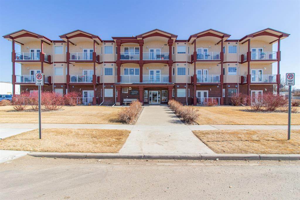 105 Main Street - Photo 1