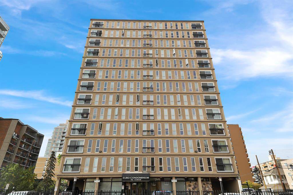 706 15 Avenue - Photo 1