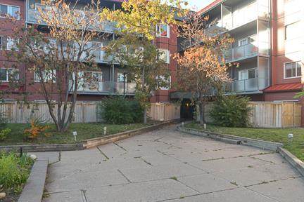 333 Garry Crescent - Photo 1