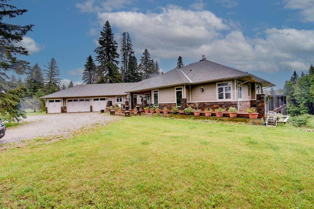 64061 Township Road 380A - Photo 1