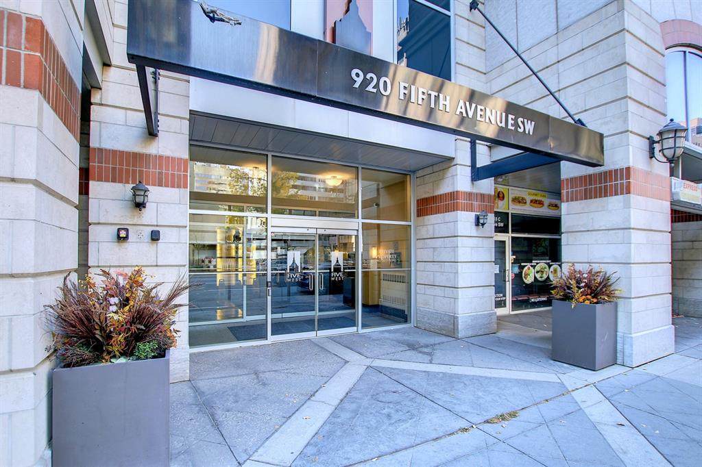 920 5 Avenue - Photo 1