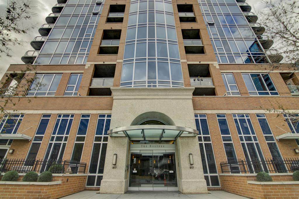817 15 Avenue - Photo 1