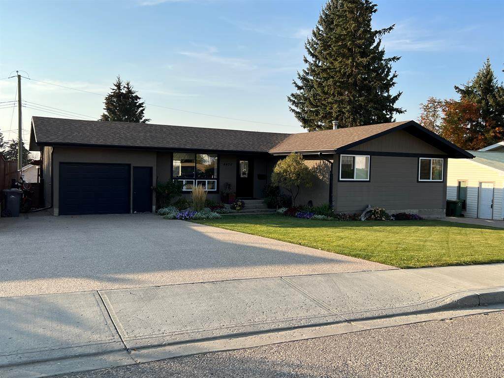 4408 43 Street - Photo 1