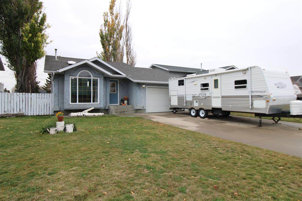 4930 58 Avenue - Photo 1