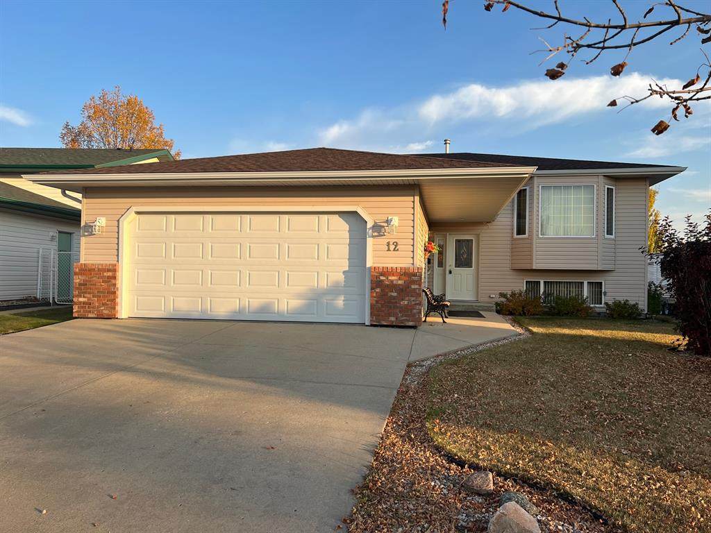 12 Elliott Drive - Photo 1