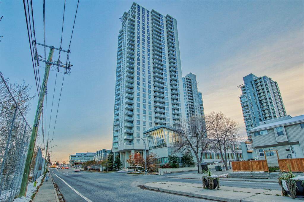 99 Spruce Place - Photo 1