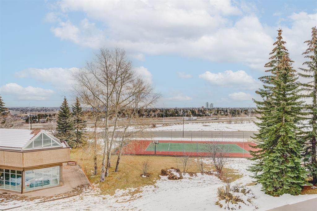 226 Village Terrace - Photo 1