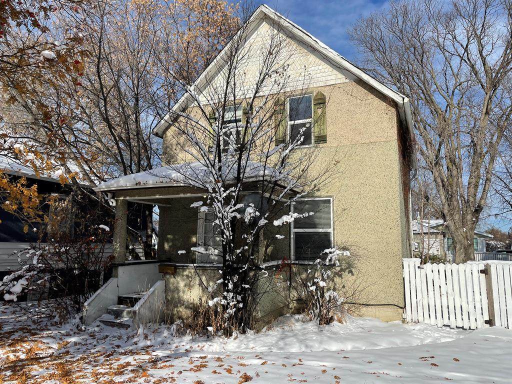 4102 50 Street - Photo 1