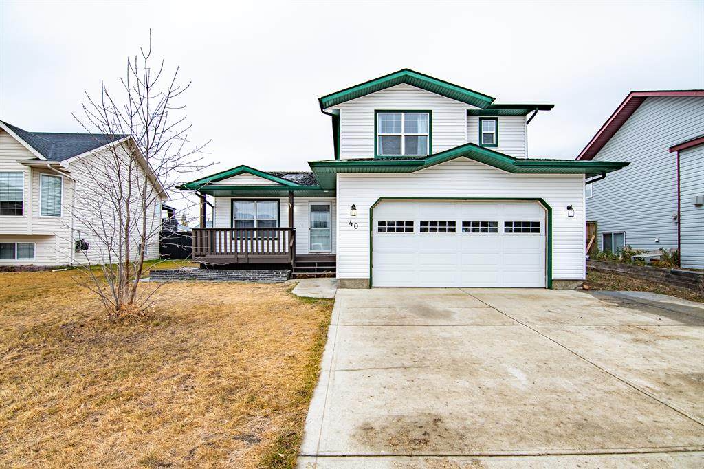 40 Parkside Crescent - Photo 1
