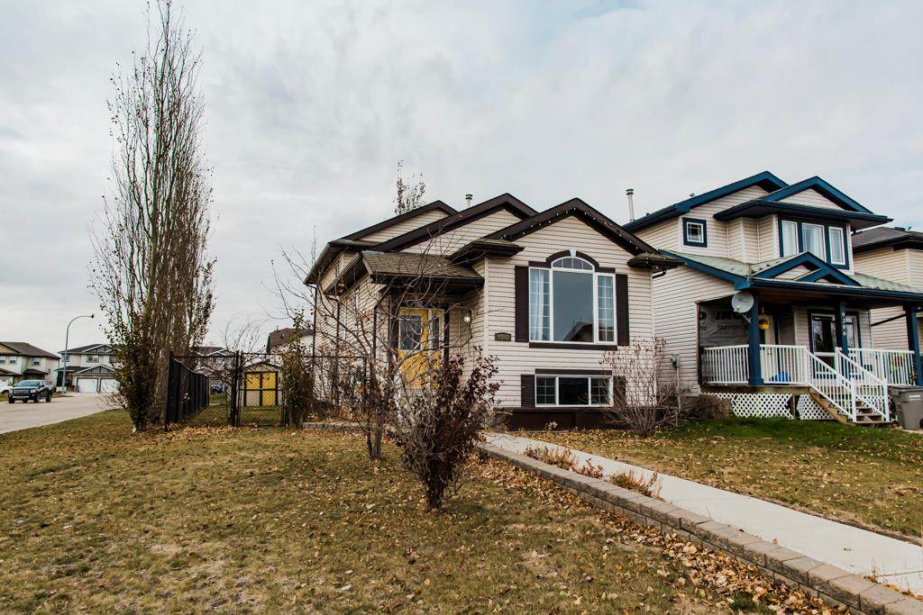 9302 91 Street - Photo 1