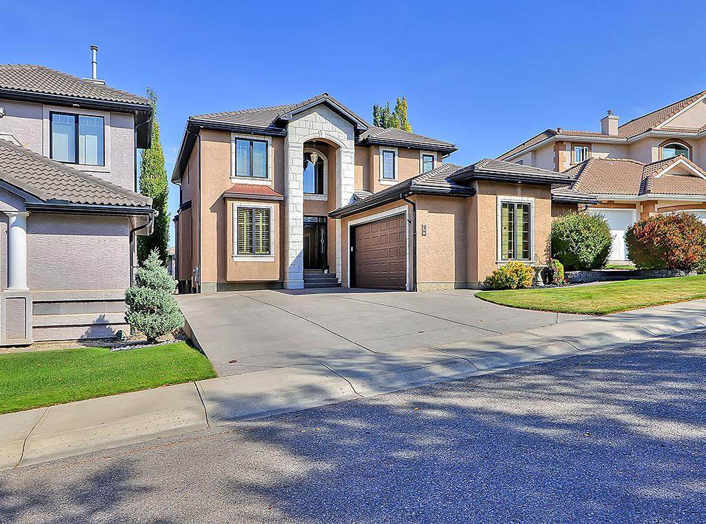 10 Hamptons Place - Photo 1