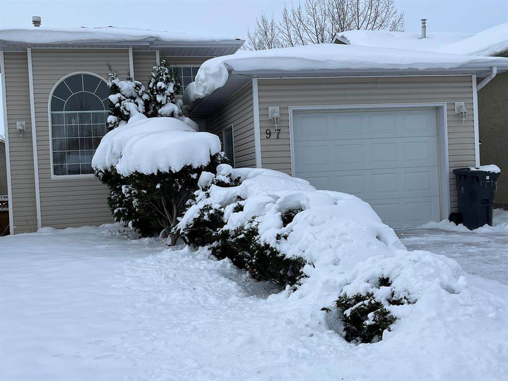 97 Chilcotin Crescent - Photo 1
