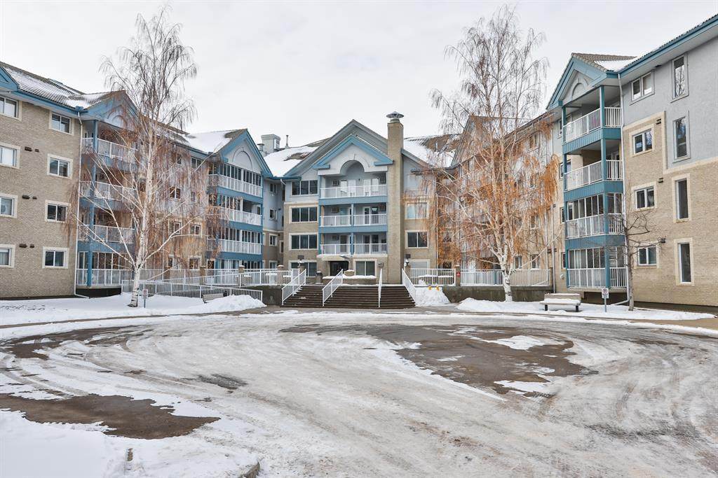 75 1 Avenue - Photo 1