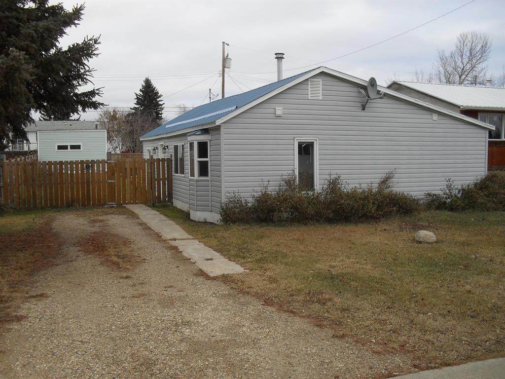 308 8 Avenue - Photo 1