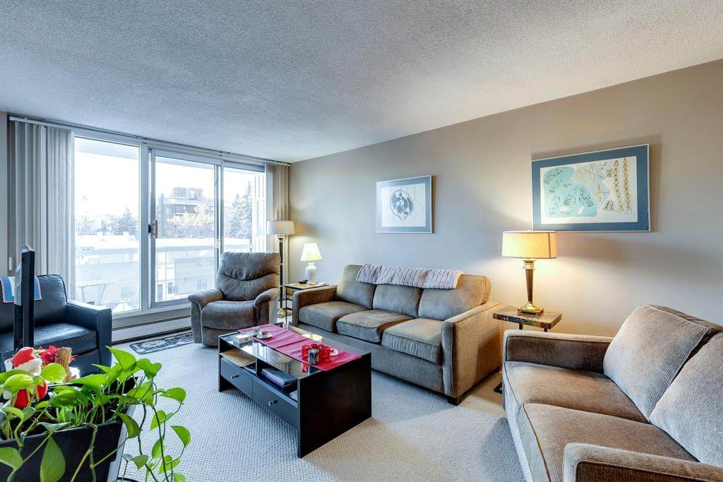 525 13 Avenue - Photo 1