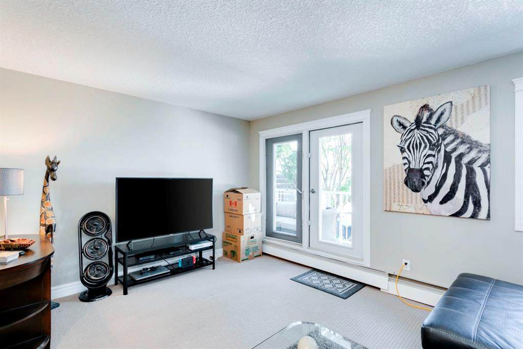 2010 35 Avenue - Photo 1