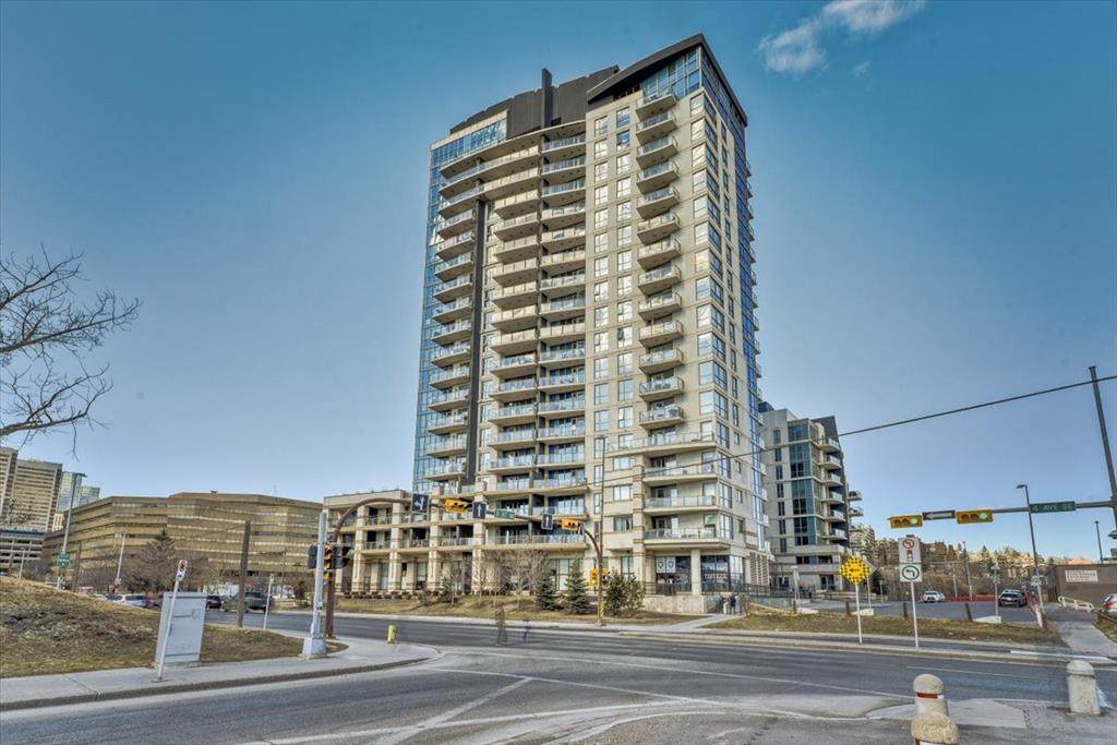 325 3 Street - Photo 1