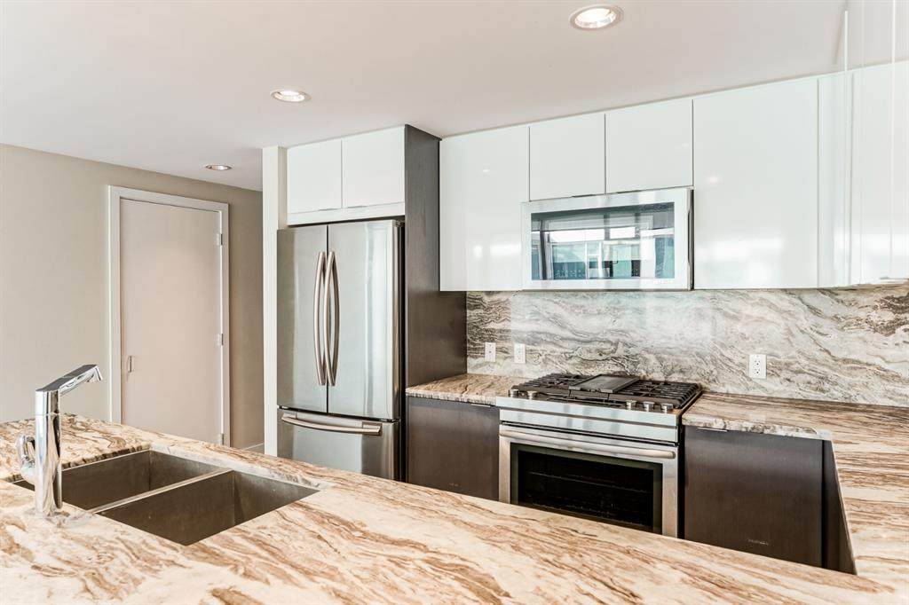 510 6 Avenue - Photo 1