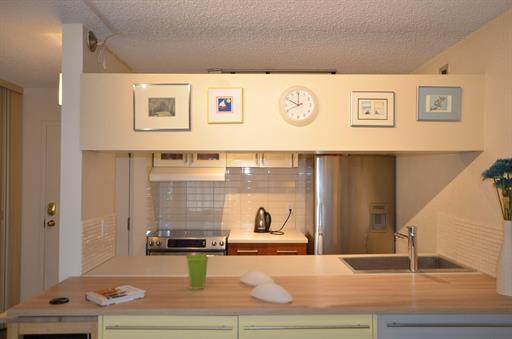 221 6 Avenue - Photo 1