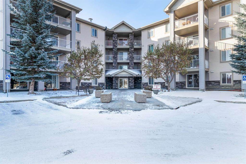 60 Lawford Avenue - Photo 1