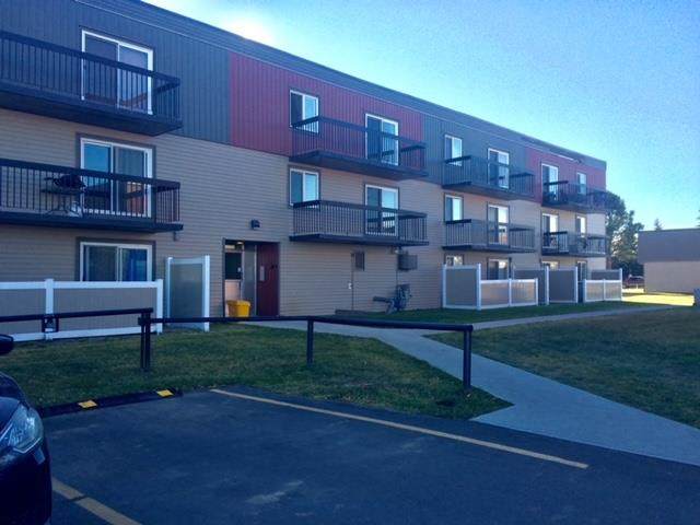 612 Main Street - Photo 1