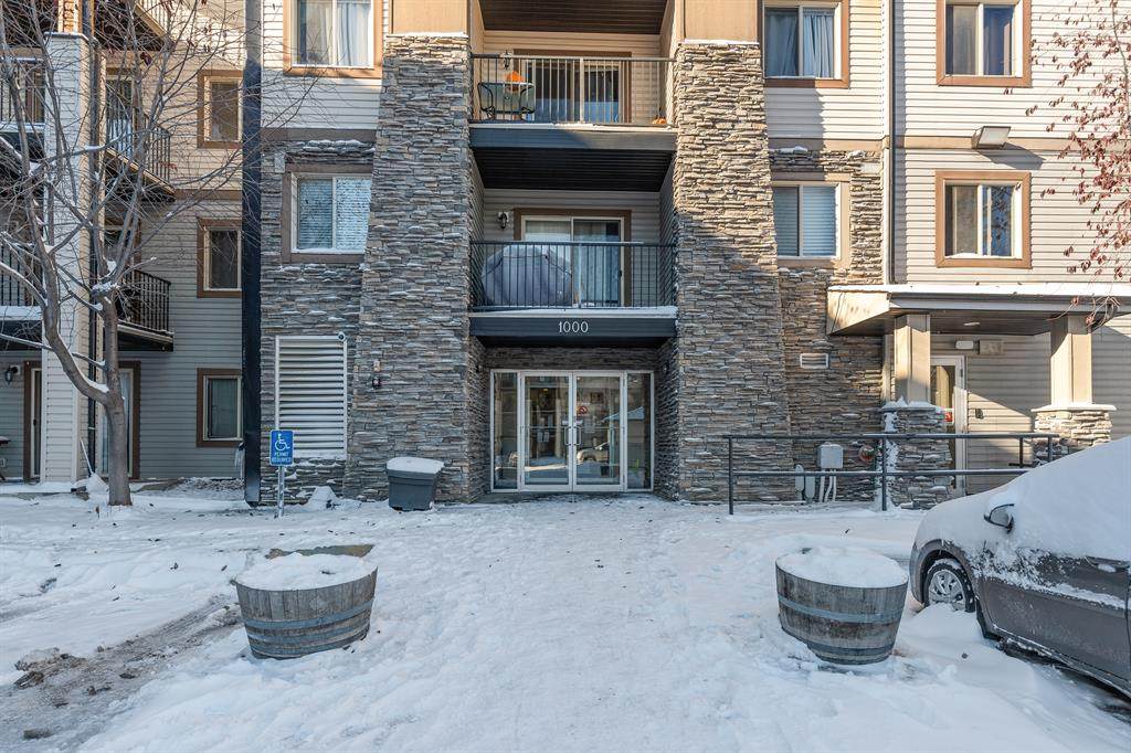 8 Bridlecrest Drive - Photo 1