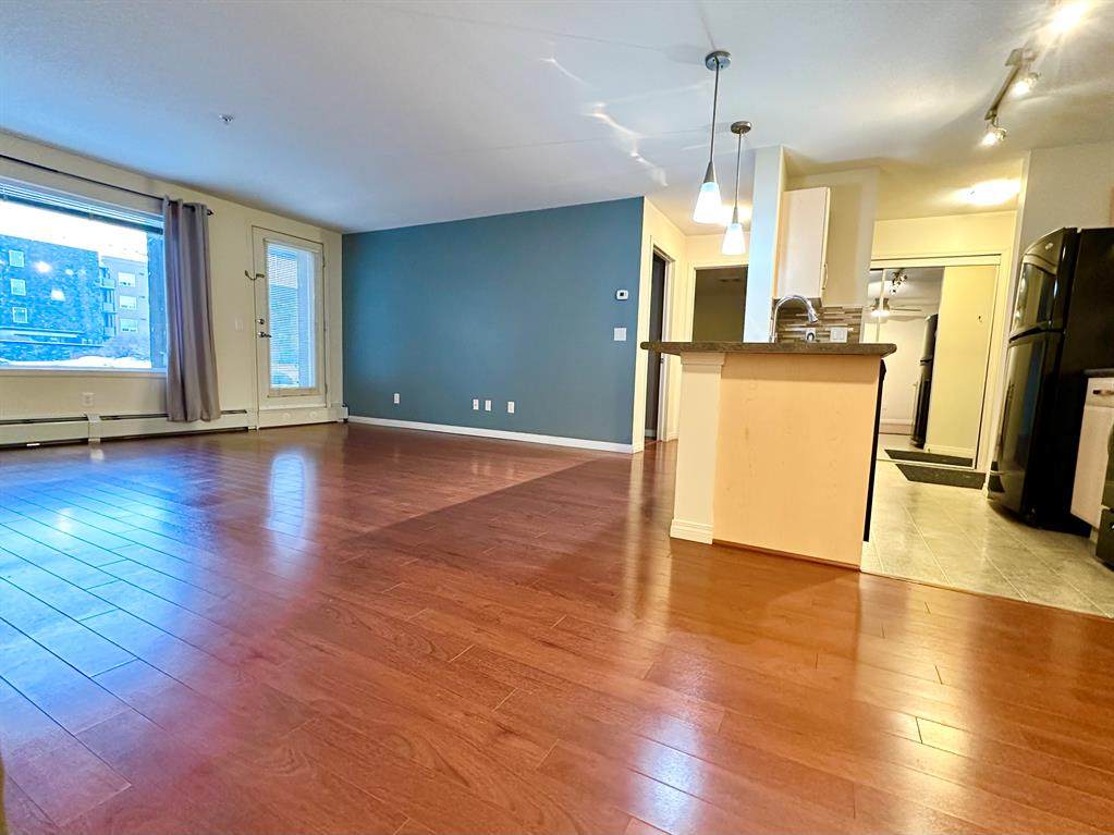 9120 96 Avenue - Photo 1